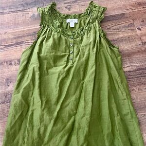 Loft blouse. Green. Ruffle neck and sleeves. 5 buttons. Lined. Size S